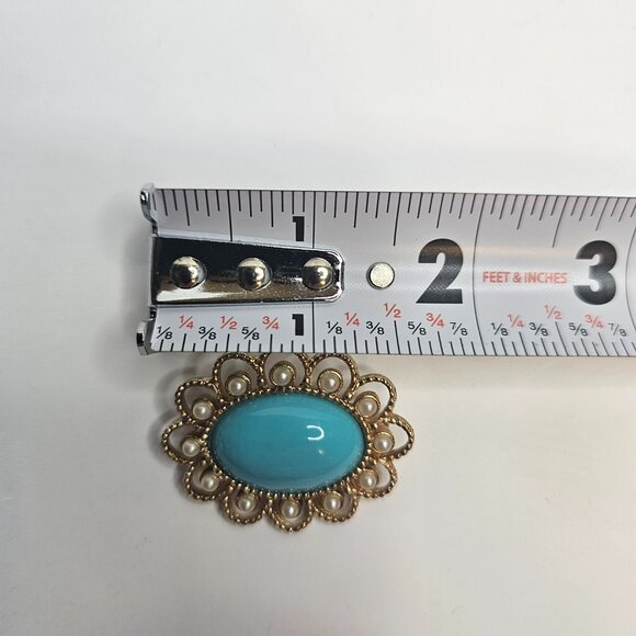 Sarah Coventry Gold Tone Faux Turquoise Pearl Brooch Oval Shape Pin - Picture 9 of 9